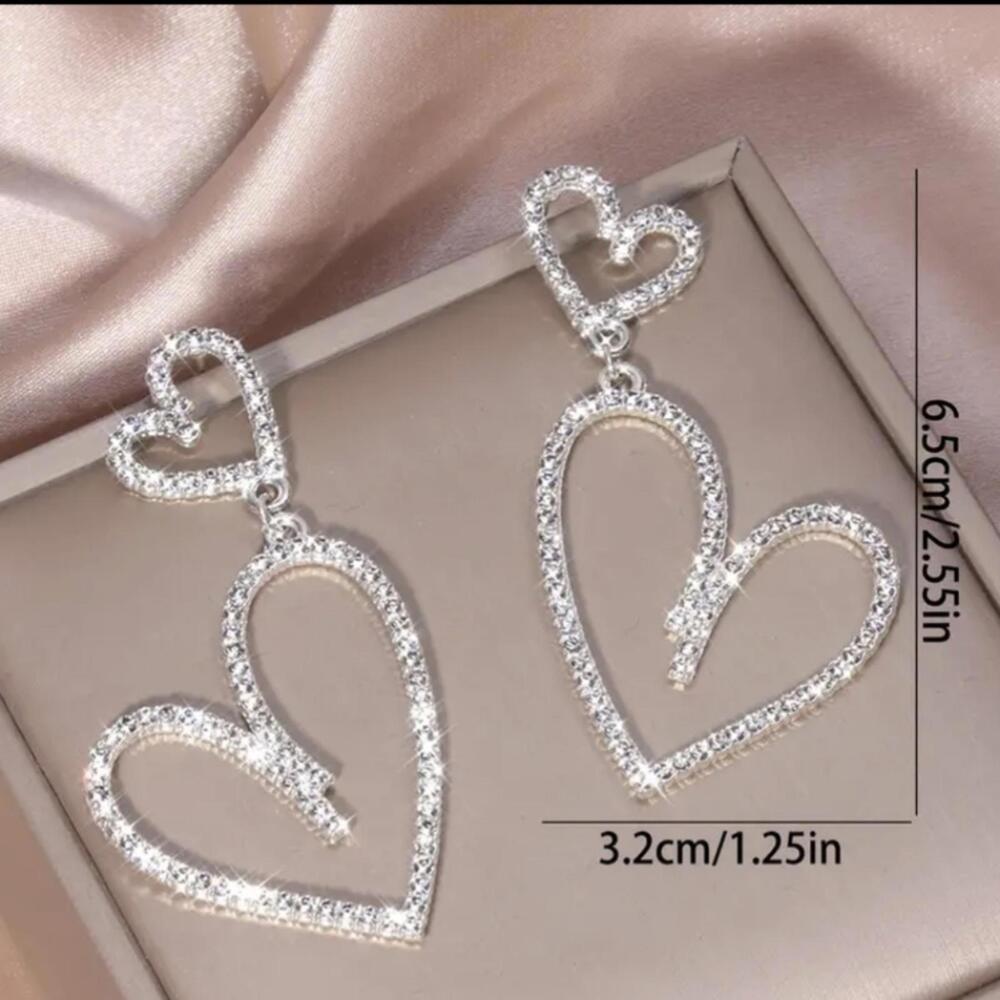 Beautiful silver heart rhinestone dangle earrings
